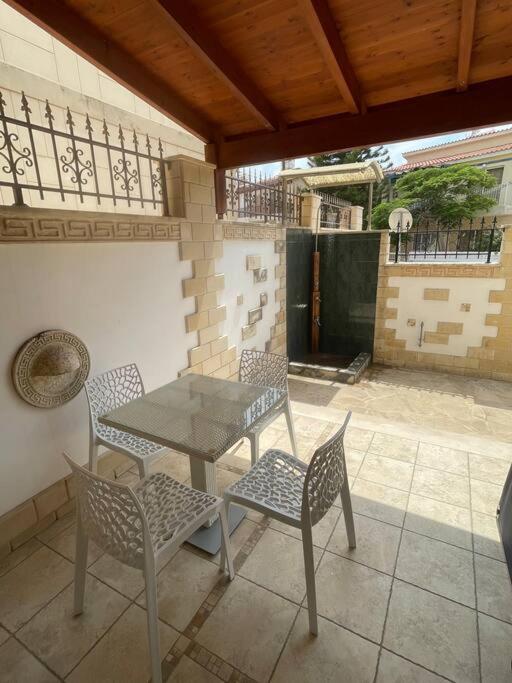 דירות Paphos Nerina מראה חיצוני תמונה